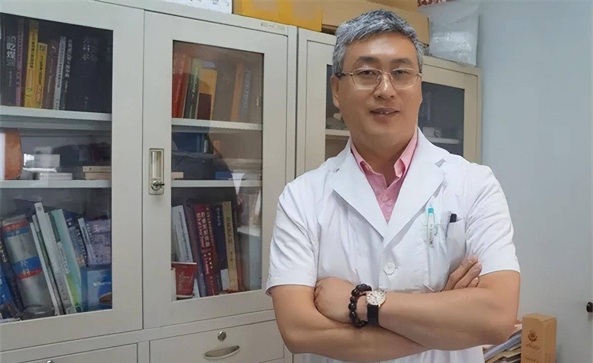 每一个细节,栗光明都记得无比清楚,因为他很清楚,这也许是拯救张海英