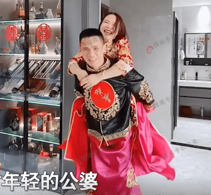 儿子结婚公婆化妆图片图片