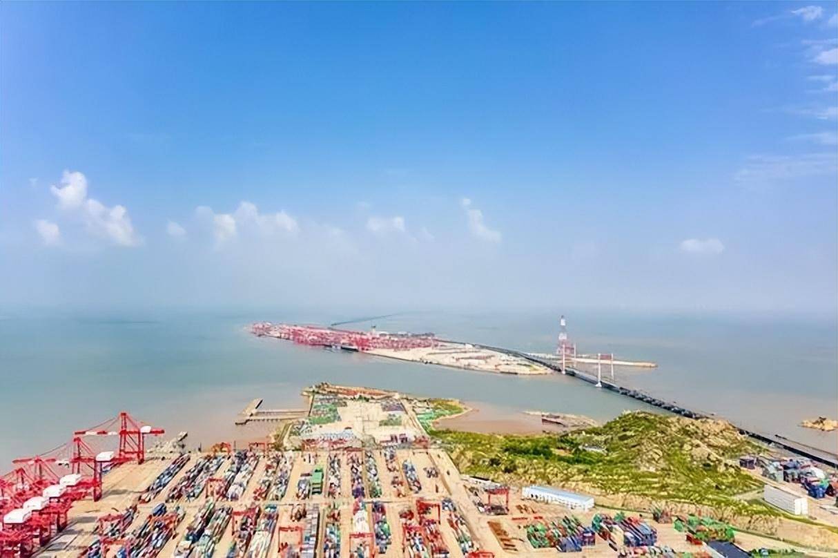 斥资700亿,中国打造全球最先进港口,多项数据位居世界第一