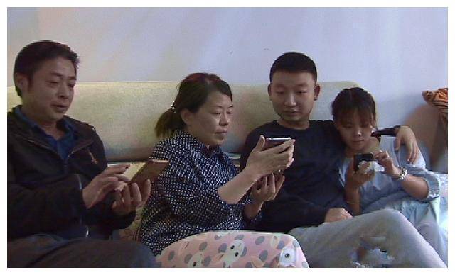 母亲节收到姚策发的红包,许敏拒收表达母爱,你一切好妈妈才会好