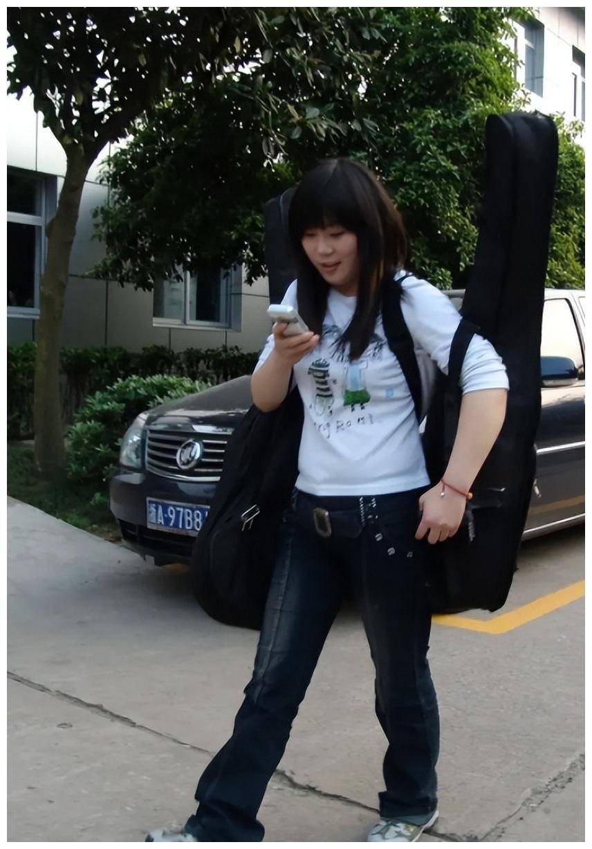 16岁辍学北漂,20岁一夜爆红的西单女孩,如今怎样了?