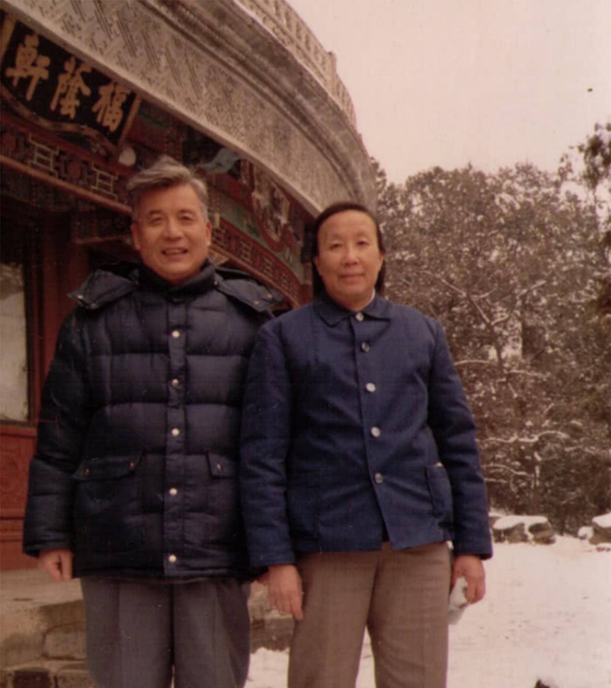 丈夫突然就要消失在她的生活中,这对于甜蜜中的许鹿希来说是非常大的