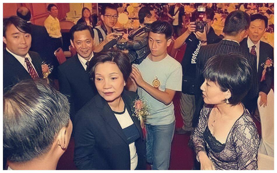 "澳门女赌王"司徒玉莲:贫民窟走出的百亿女富豪,晚年凄凉