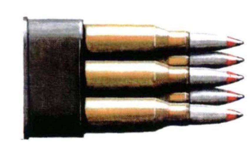 5x114mm穿甲弹更换为了ptrb-42的弹药将ptrb-42在第一次的测试时遭到