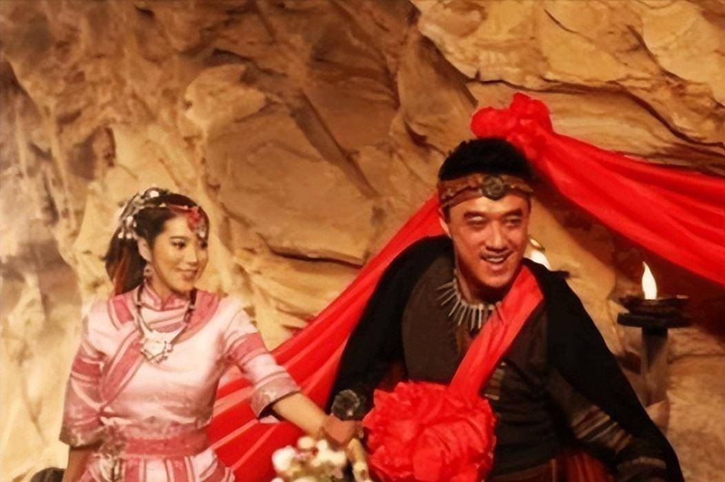 杨炳莲:中国最后一位压寨夫人,丈夫被枪决她全身而退,相貌动人