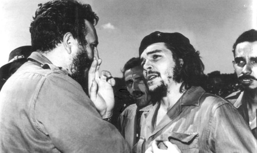 10张卡斯特罗和切·格瓦拉罕见合影照:它们都有一个共同点