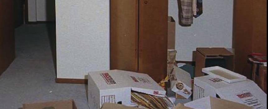 1994年美国一家三口惨死,儿子行为反常,却遭诱供终身监禁,为何