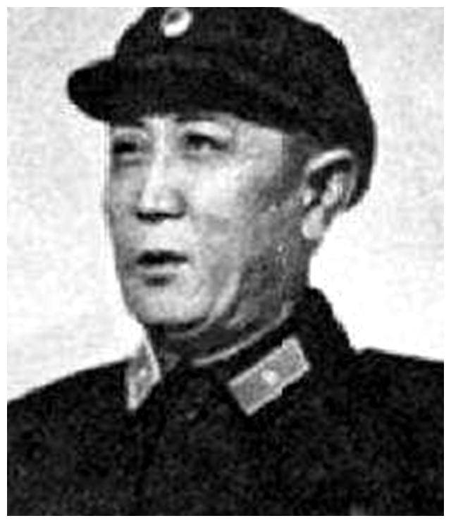 他曾担任空军技术部副部长,49岁升少将,55岁自杀