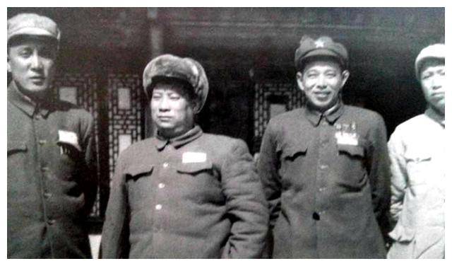 他曾担任空军技术部副部长,49岁升少将,55岁自杀