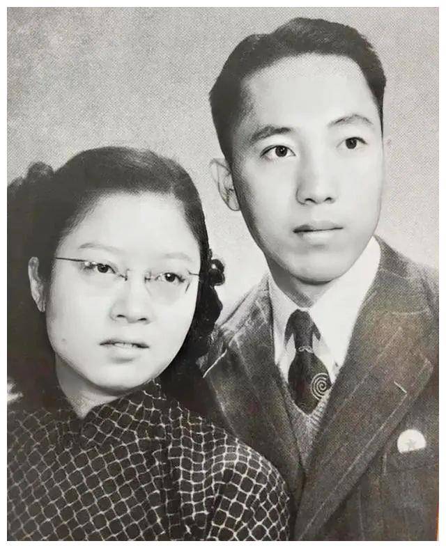 国士的爱情:与妻子肝胆相照60年,从未吵过架,去世后合葬_吴孟超