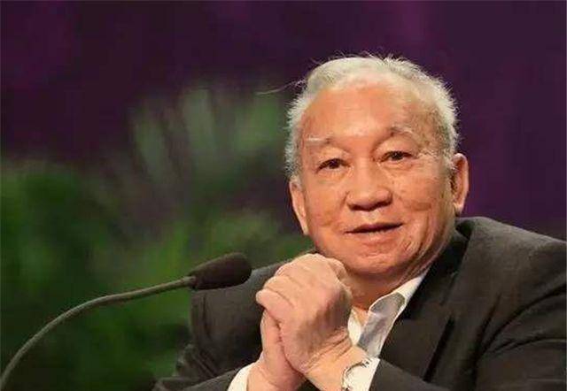 为了30万年薪入美籍的林烨,帮美国造出武器,如今后悔了