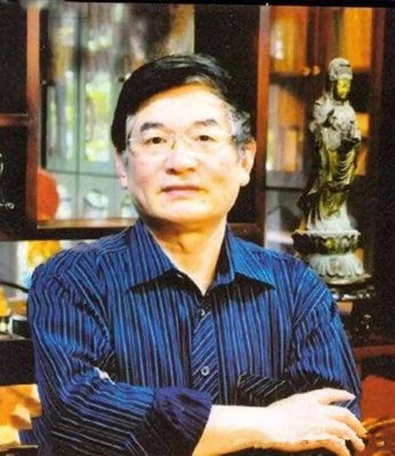 上世纪80年代,四川大学曾经破格录取过一名社会青年.