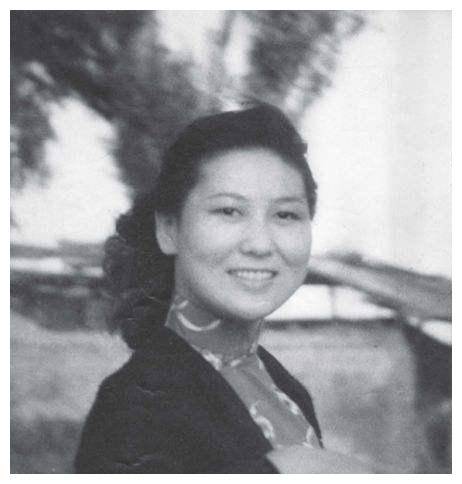 杜近芳,娄振奎,李金泉,孙盛武,骆洪年,苏维明等;二团有李和曾,张云溪