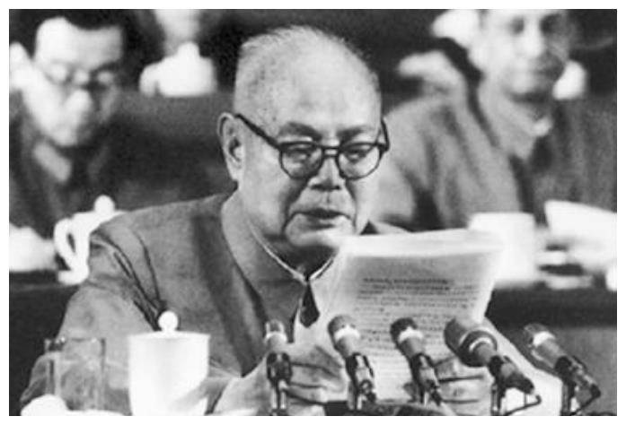 得知周恩来病逝,邓小平连下三道命令,叶帅:我完全赞成_周总理_叶剑英_手术