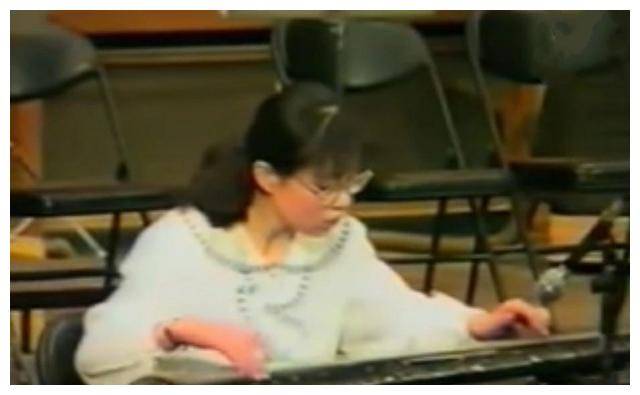 悲情才女朱令:姐姐在北大坠崖,她在清华被投毒,至今找不到凶手