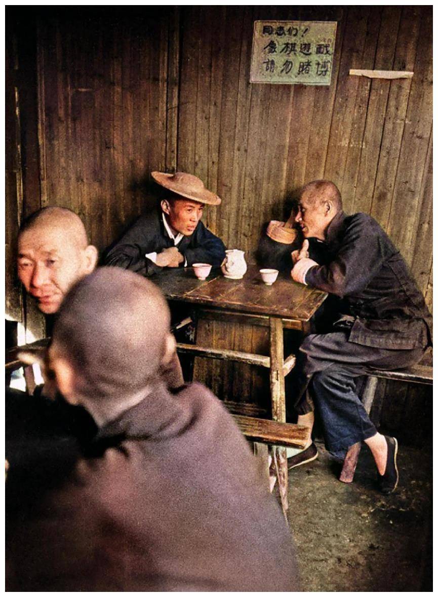 上世纪50年代老照片,原来这就是我们的爷爷奶奶年轻时经历的生活