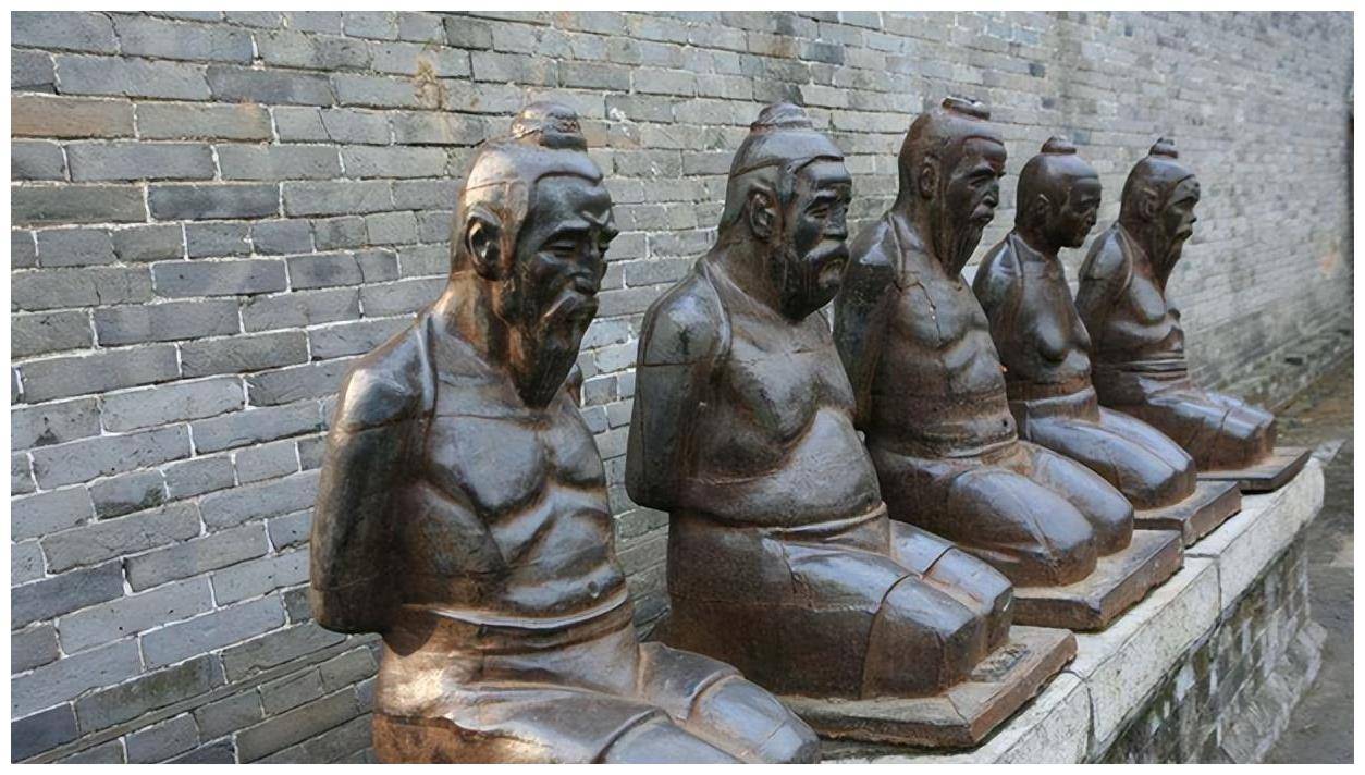 秦桧:被"牵羊礼"吓破胆,从爱国志士到一代奸臣, 死因成谜