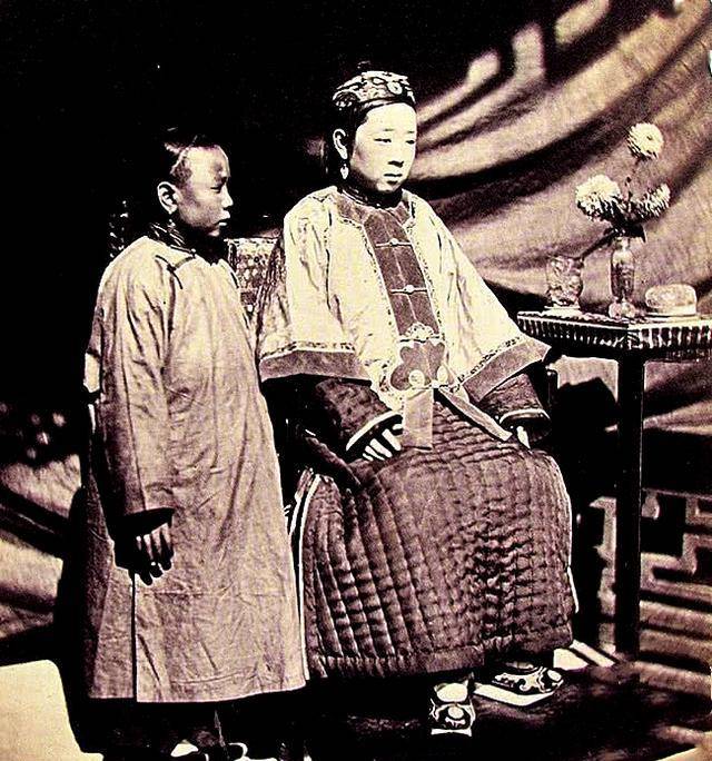 朱县令又提审了赵信的街坊邻居,赵信的堂弟赵质,赵协都说堂哥赵信早就