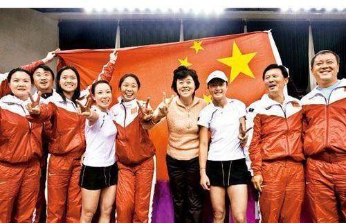 前女排队长退役后仍居要职,无奈病痛不饶人,65岁靠换血续命