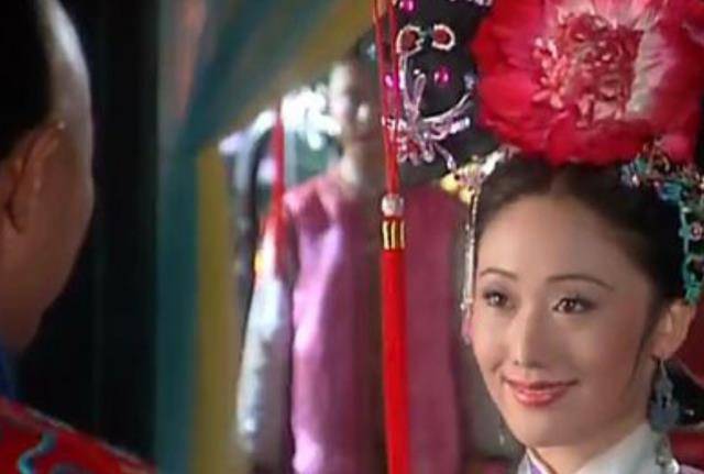 原创令妃因她而死,一出生便定下娃娃亲,却是乾隆最心疼的女儿_公主