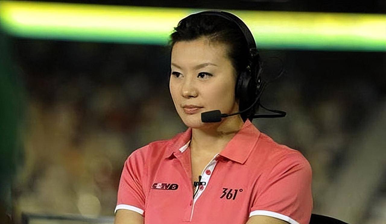 "亚洲蝶后"周雅菲:嫁给cba二婚男,如今儿女双全堪称人生赢家