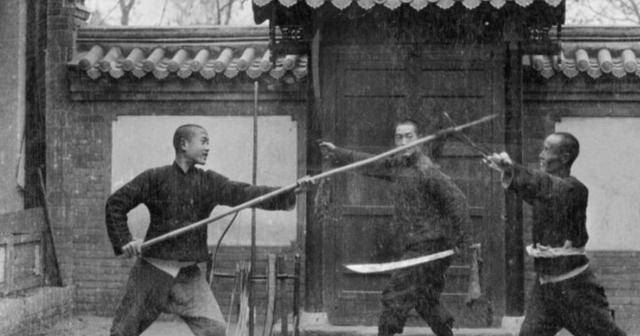 武艺高强活了93岁开创洪拳,晚年命丧少女之手_蔡九仪_少林_洪承畴