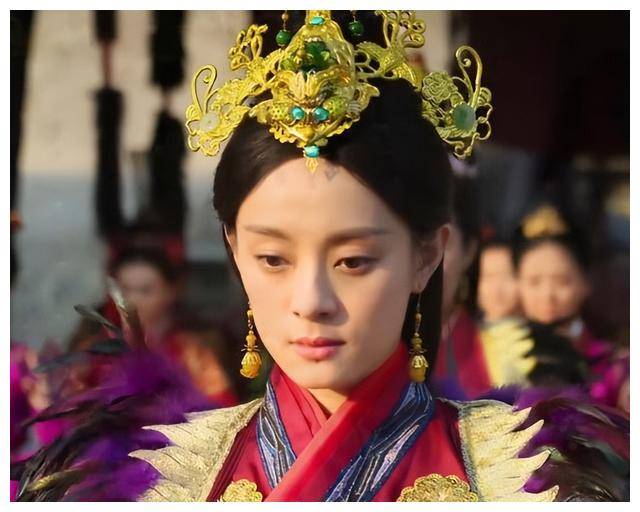 芈月为什么爱上和秦王而放弃青梅竹马黄歇,原来都是因为她