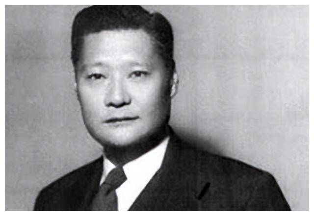 民国文人叶公超:出轨自家堂妹,却不肯与原配离婚,最终结局如何