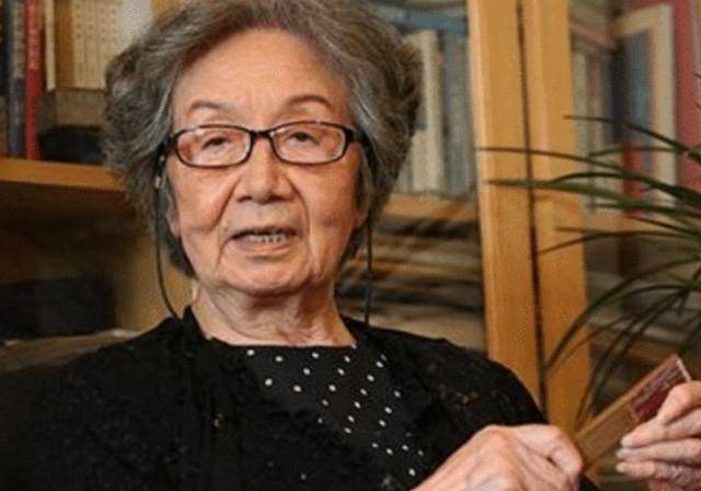 97岁叶嘉莹:一生执教捐款千万,养育了2个女儿,却说没有过爱情