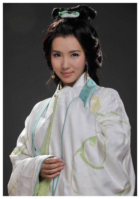 蔡文姬:征服4个男人,抛弃2个儿子,尝尽苦难,靠才华扭转命运