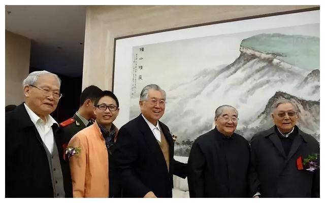 韩培信:曾主政苏州,扬州,后任江苏省委书记,政绩斐然,活97岁