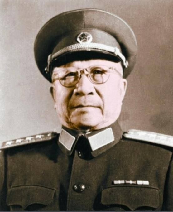 他曾任广西省委书记,1955年被授大将,却享受元帅待遇