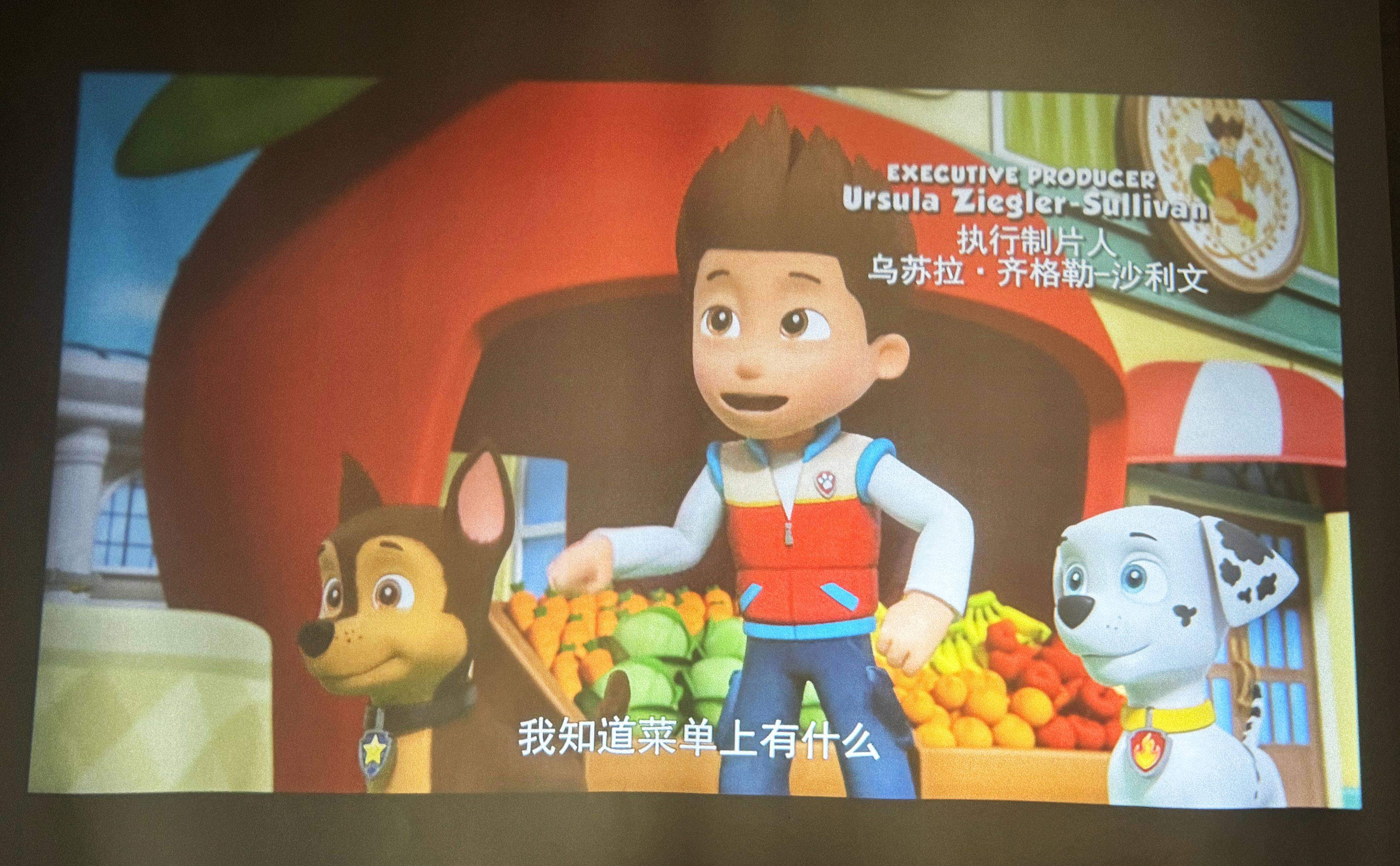 百元级旗舰,影院级享受 —— 哈趣Q1投影仪