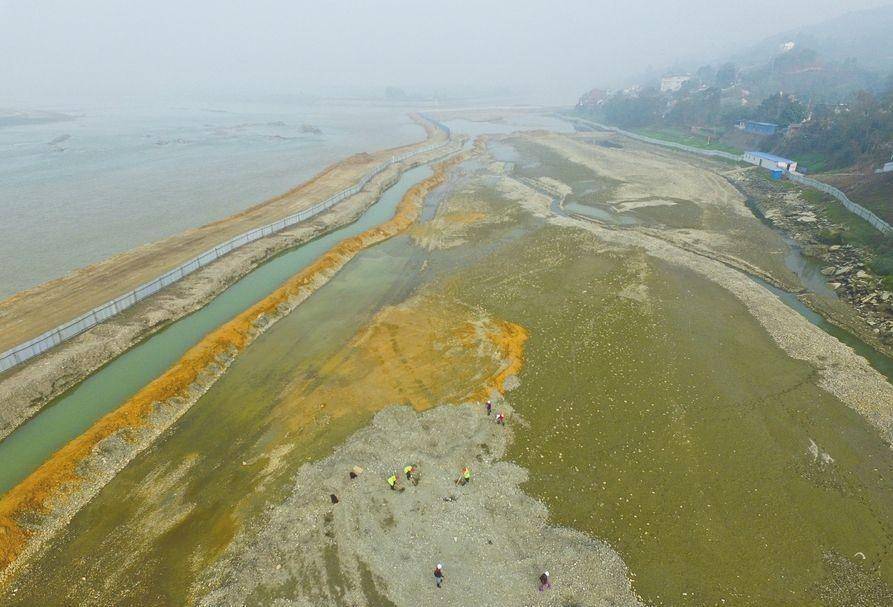 张献忠沉银遗址发掘现场:出水文物4万多件,图9曾以800万元盗卖