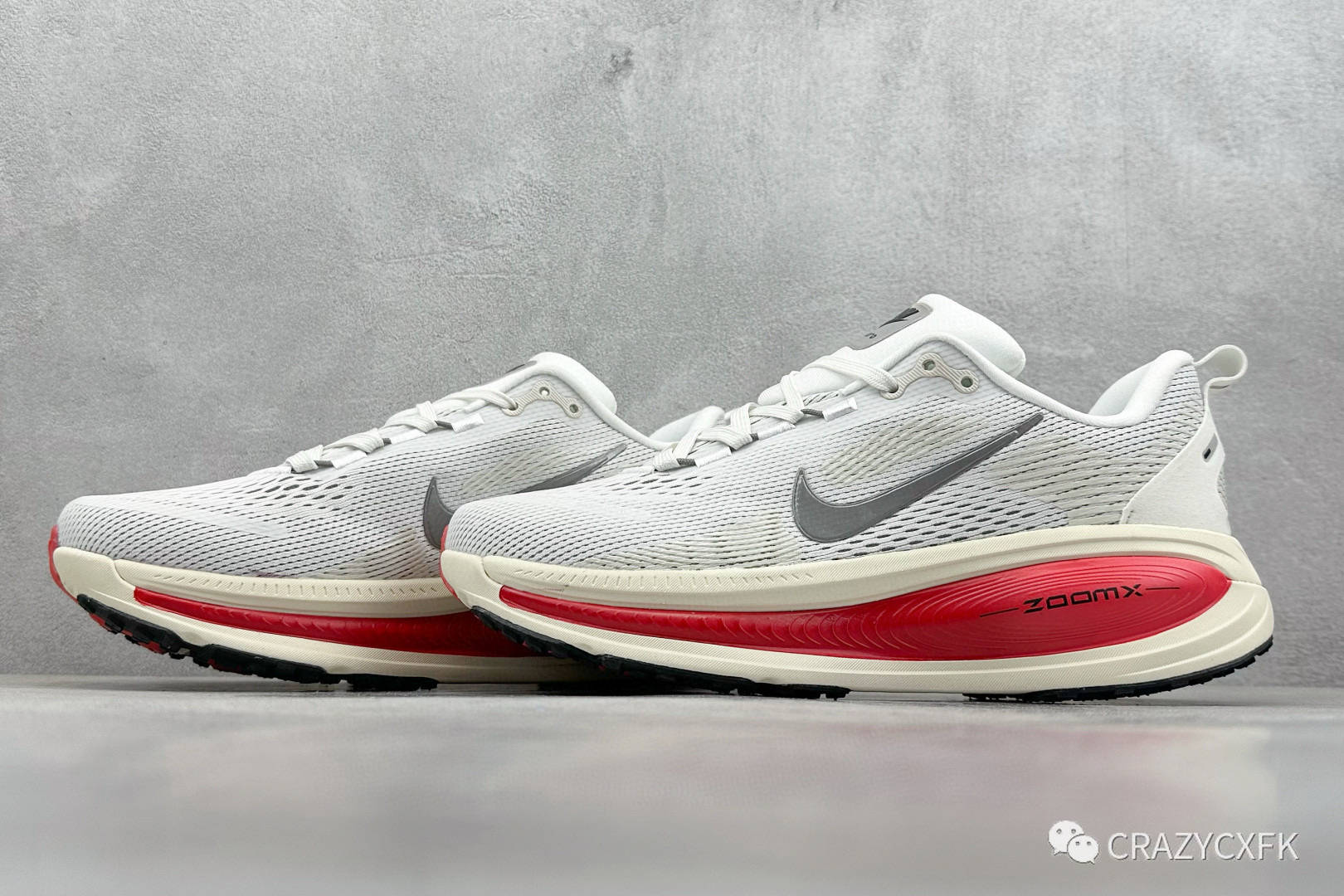 耐克 nike air zoom vomero 18 reactx 登月网面泡绵缓震纯原跑步鞋