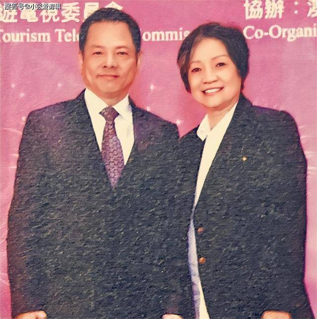 纪实澳门"女老大"司徒玉莲:崩牙驹叫她大家姐,"14k帮主"是她义兄