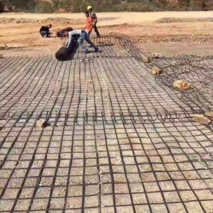 土工格栅 路基加筋玻璃纤维格栅 沥青路面防裂加固用