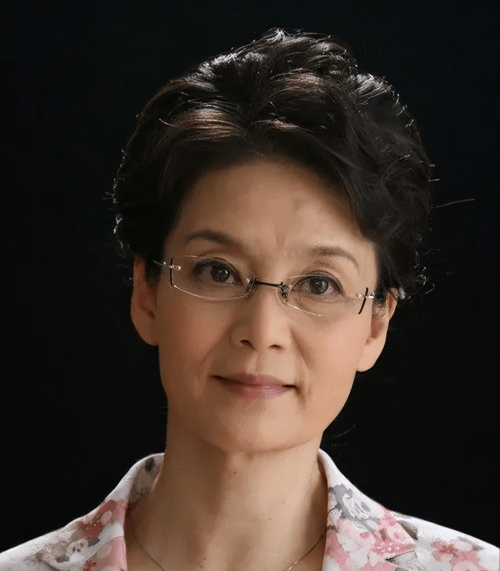80年代内地影坛的十大美女个个风姿绰约李秀明仅排第三