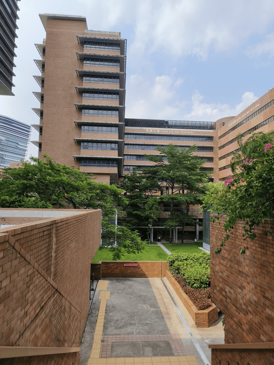 杭州留学中心咨询电话留学须知