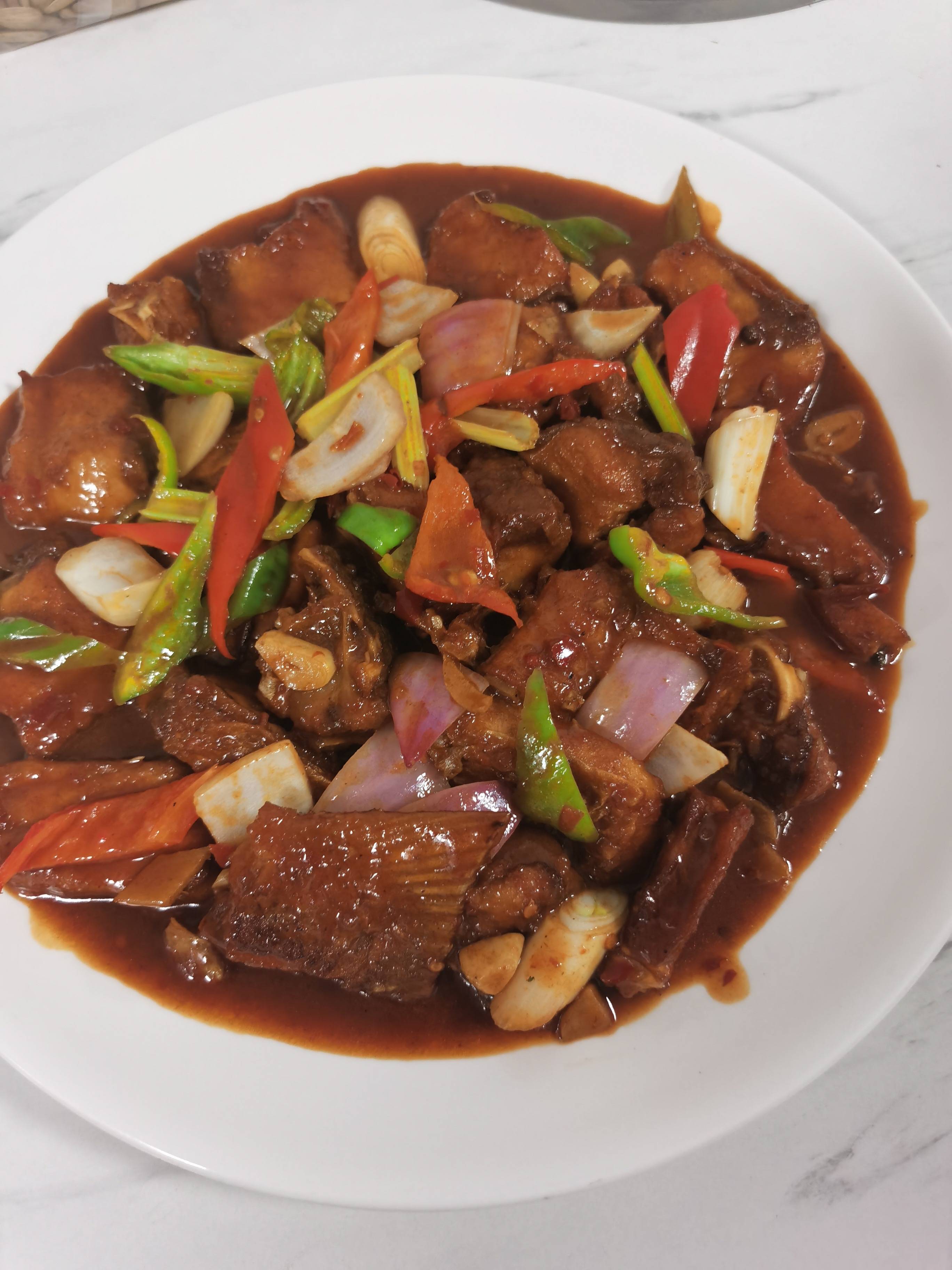 枣阳新晋美食顶流!老马山东驴肉烩面牛杂火锅超香