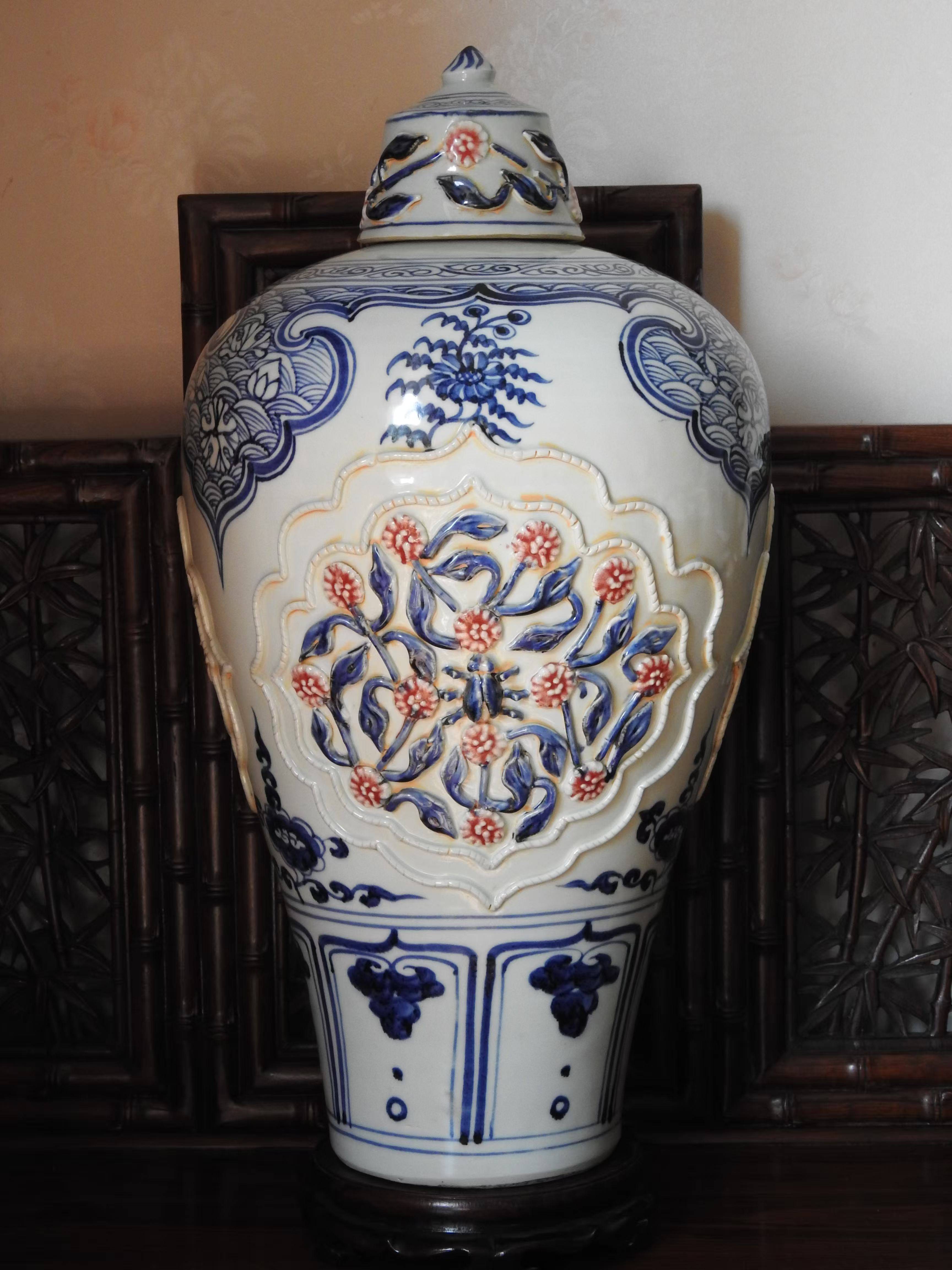 中国古美術・元款青花釉里紅描金彩龍紋琵琶・青花磁・純手描き・陶芸・花瓶・文房具 中国古美術・元款青花釉里紅描金彩龍紋琵琶・青花磁・