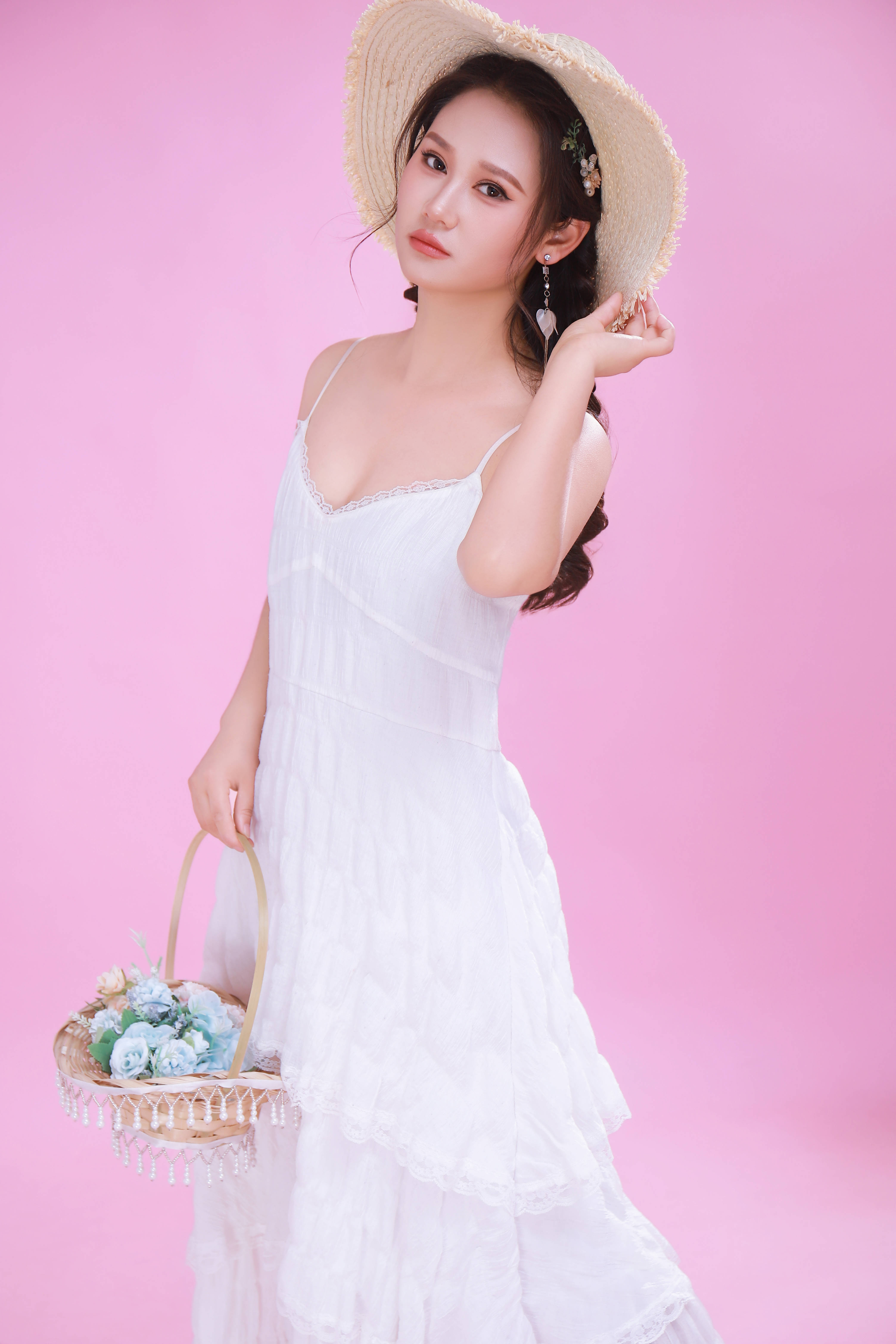 电商模特:张凡娟