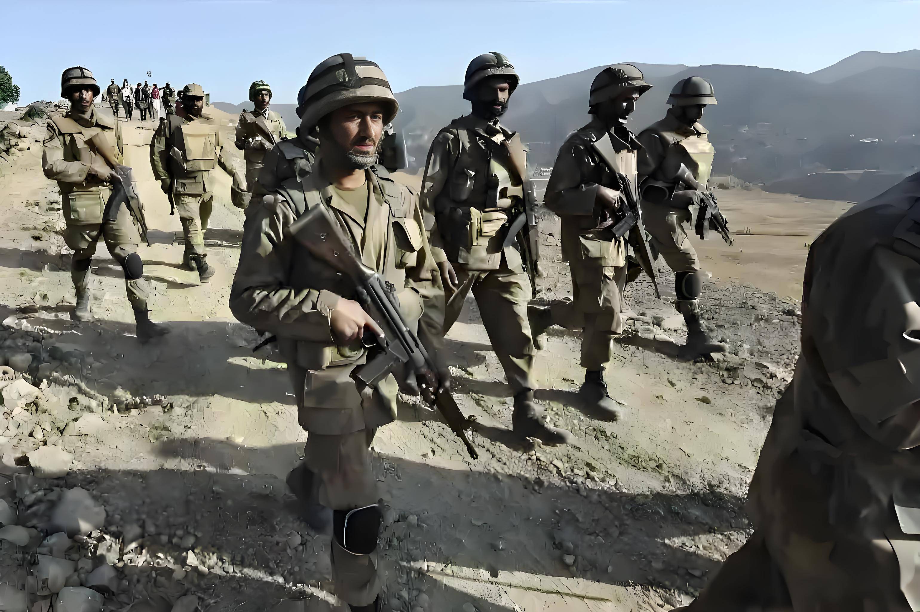 又打起来了!印军再次开火,30多人被击毙,莫迪失声,美英法失声