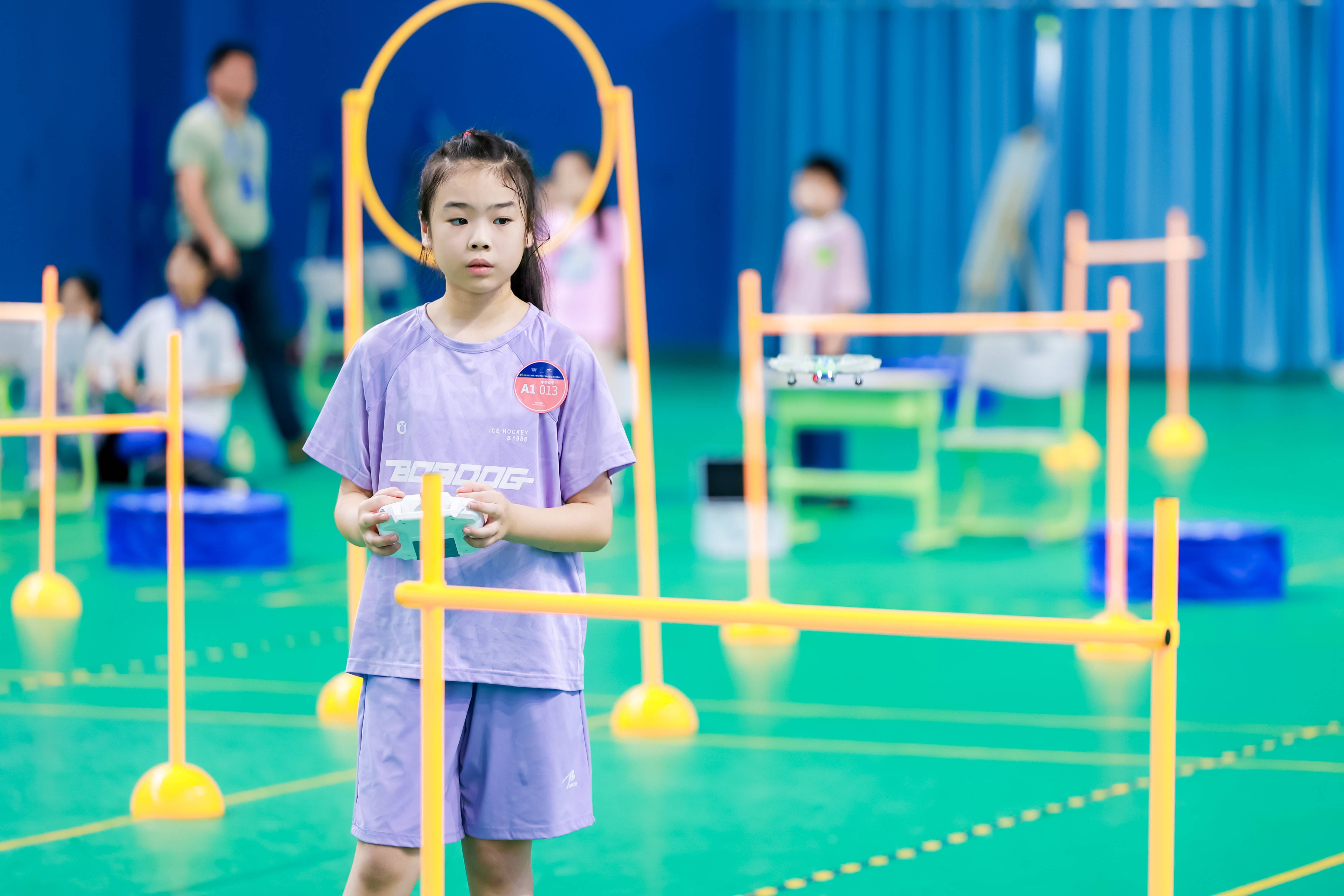 深圳首个青少年无人机国际交流训练中心签约,深圳湾体育中心联袂星悦