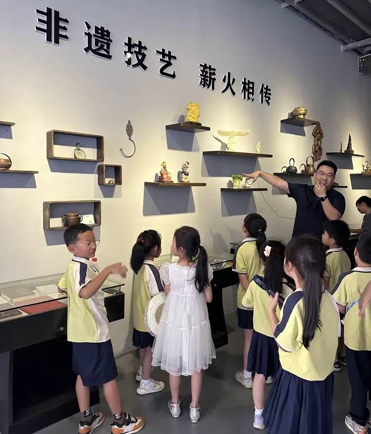 “铜”趣之旅 (图1)