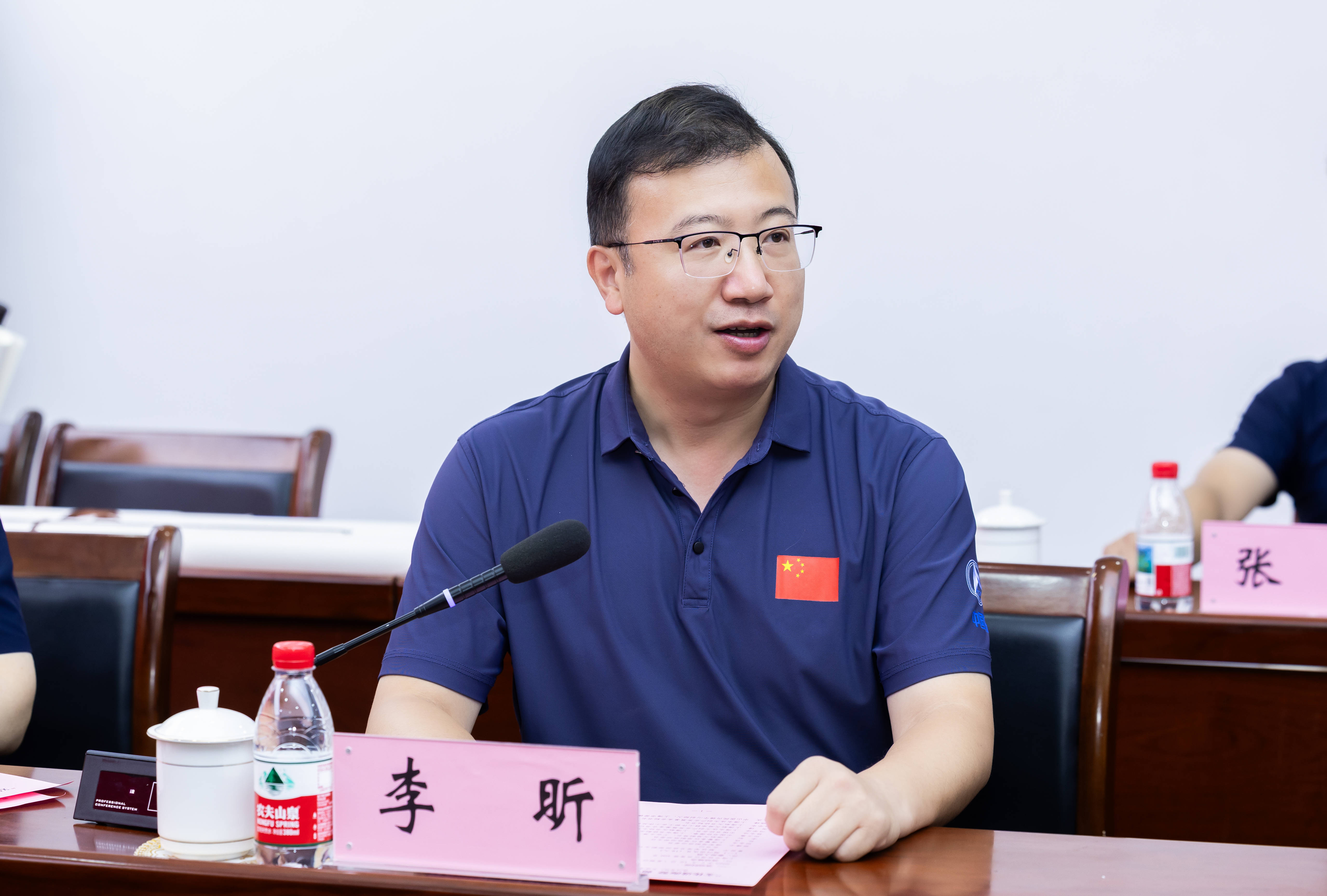 文化慰问润海警 翰墨飘香砺海疆