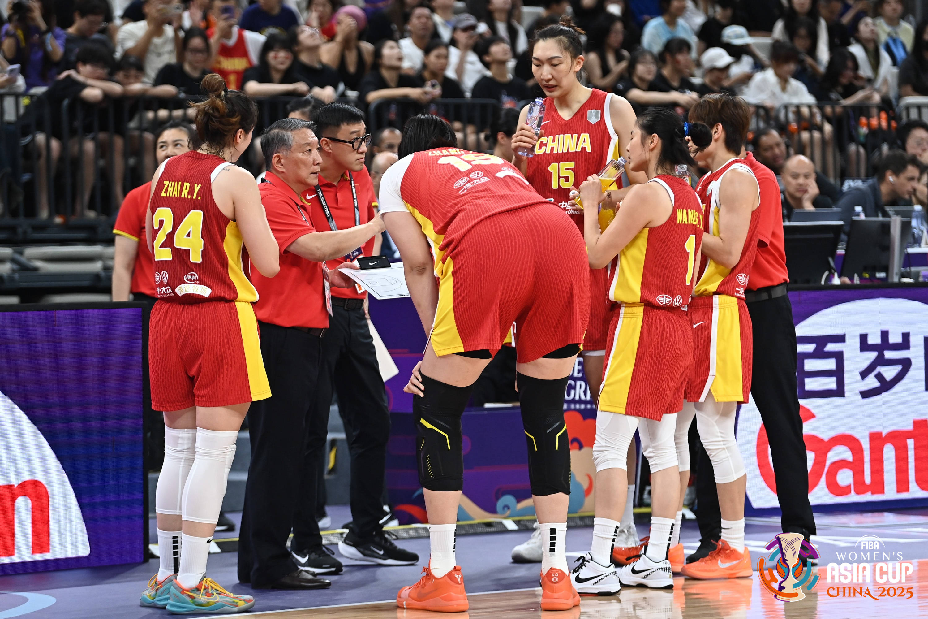 总结：中国女篮未来可期 内线优势大+防守有漏洞