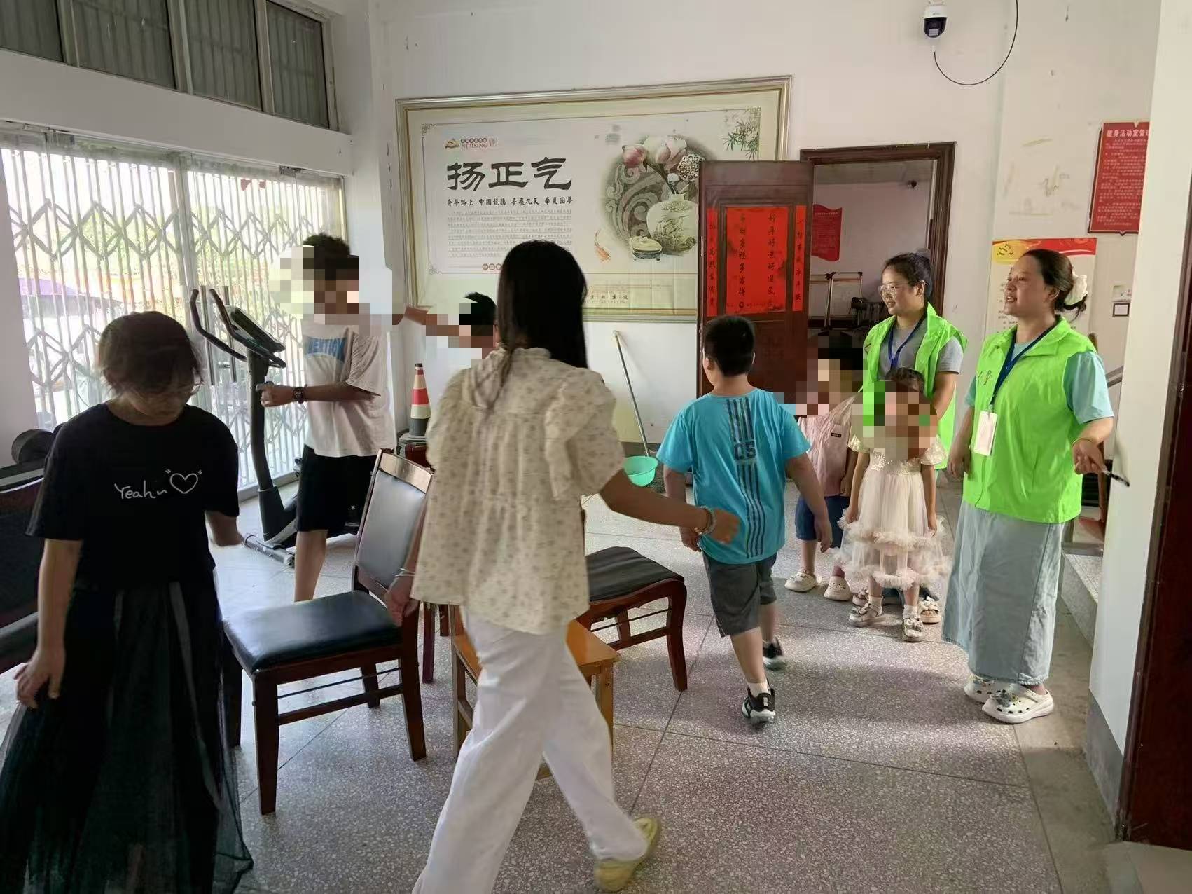 阜阳“小树皮”暑期托管服务暖童心 为困境儿童筑起快乐假期堡垒(图5)