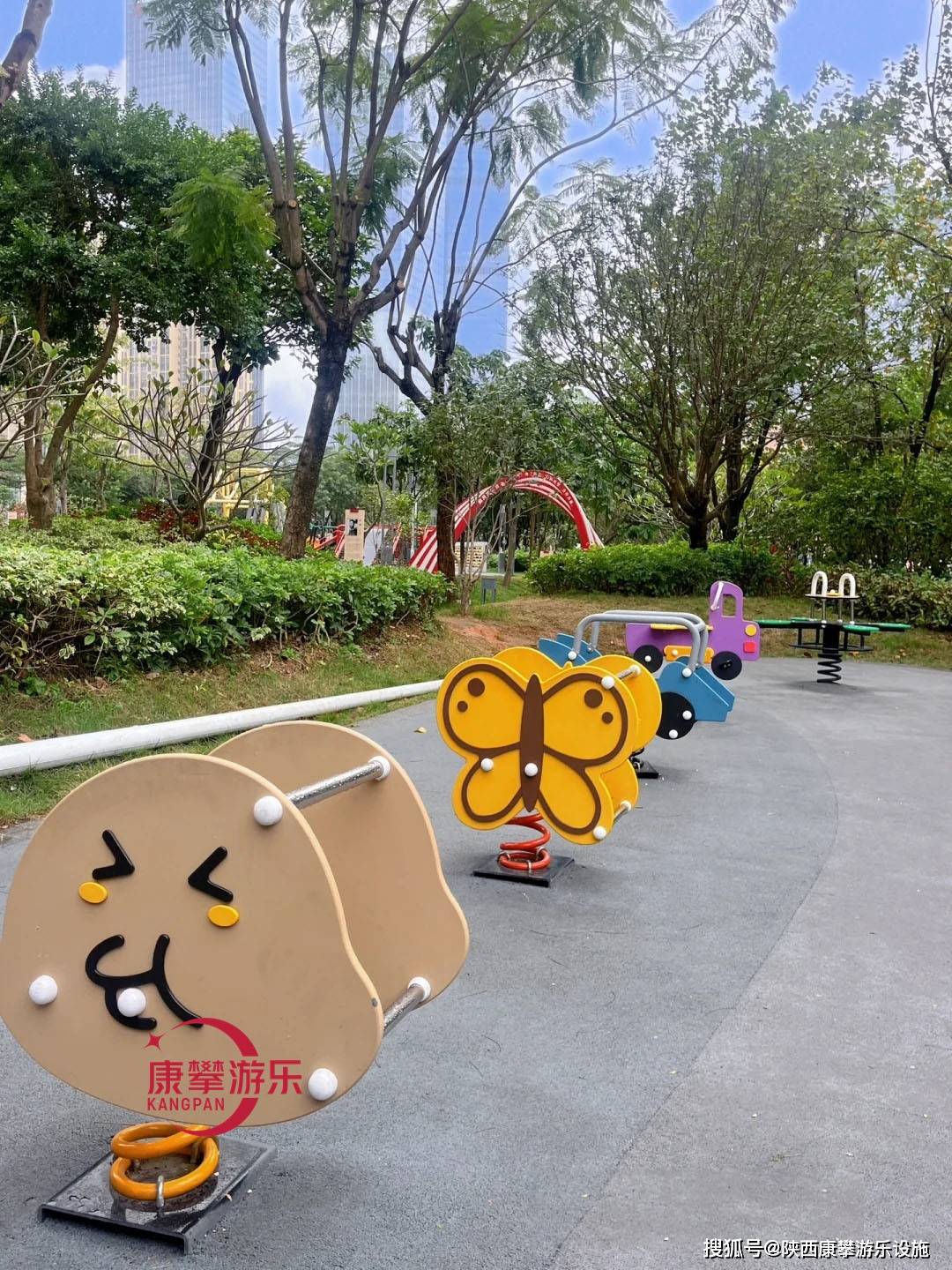 西安公园小区儿童pe板摇摇马生产厂家