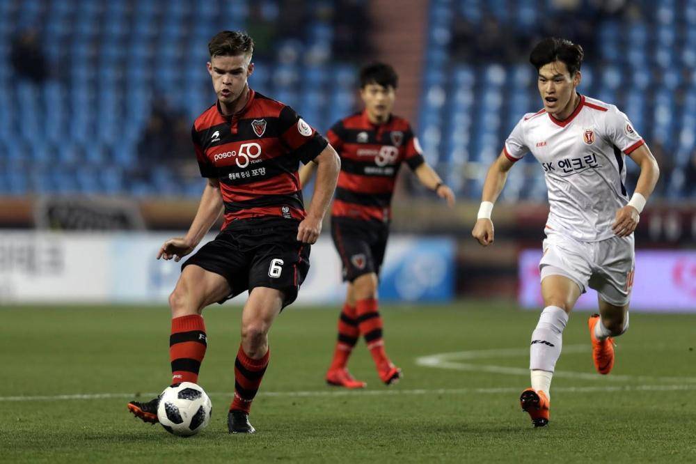 光州FC vs 金泉尚武